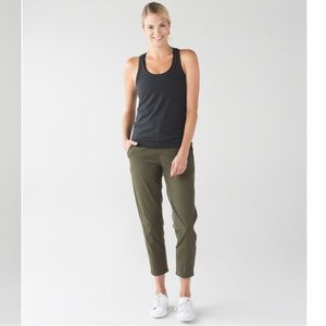 Lululemon City Trek Trouser Pant sz 10 Military Green